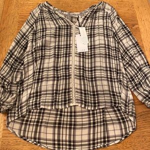 LUQ Chelsea Crochet Detail Top. Off white and Natural black.